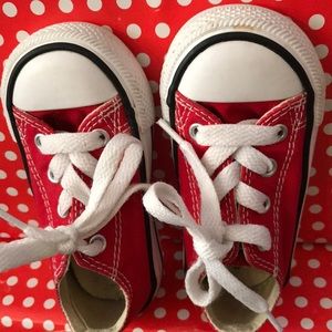 Converse AllStar Toddler shoes sz 5